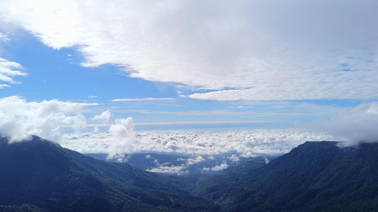 Pamilya Homestay Cherrapunji Exteriör bild