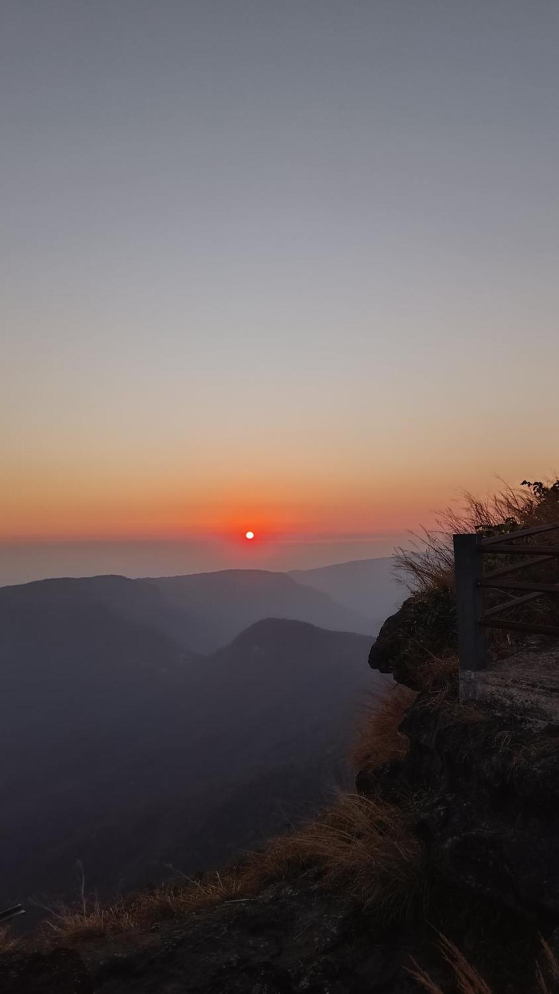 Pamilya Homestay Cherrapunji Exteriör bild